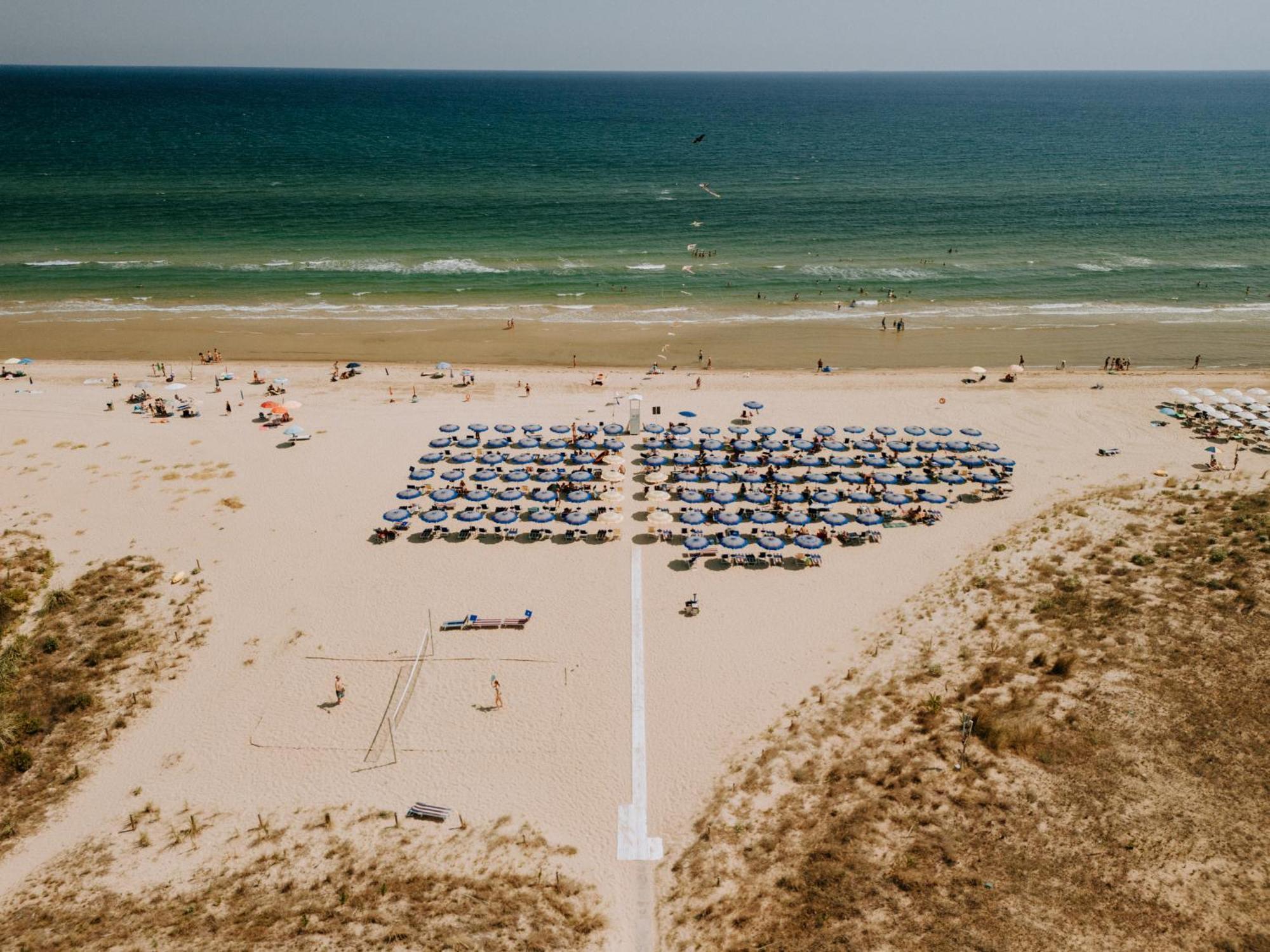 Hotel Holiday Vasto Eksteriør billede